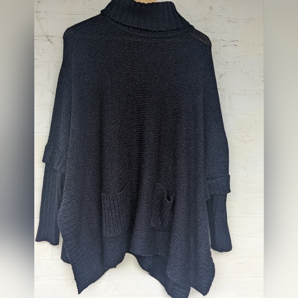 PONCHO DESIGN LAB TURTLE NECK KNIT PONCHO SWEATER MIDNIGHT BLUE SIZE MEDIUM - Picture 4 of 14